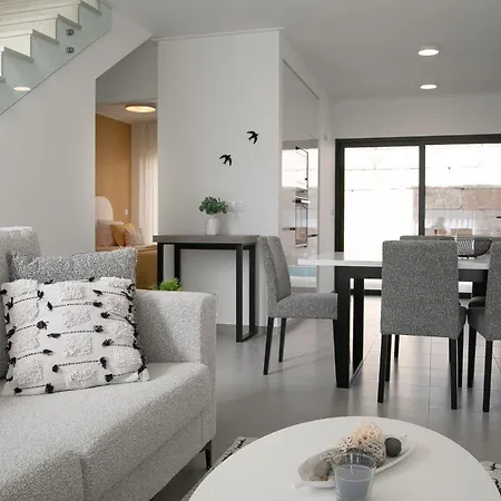 Casa Do Cruzeiro - By Sch *