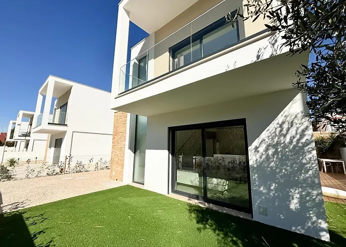 Casa Do Cruzeiro - By Sch